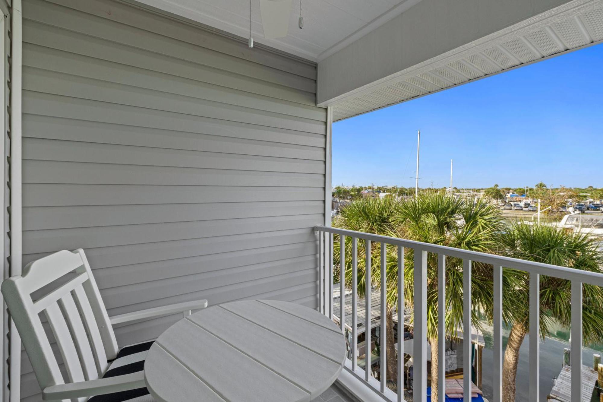 Chadwick Cove Marina Englewood Exterior foto