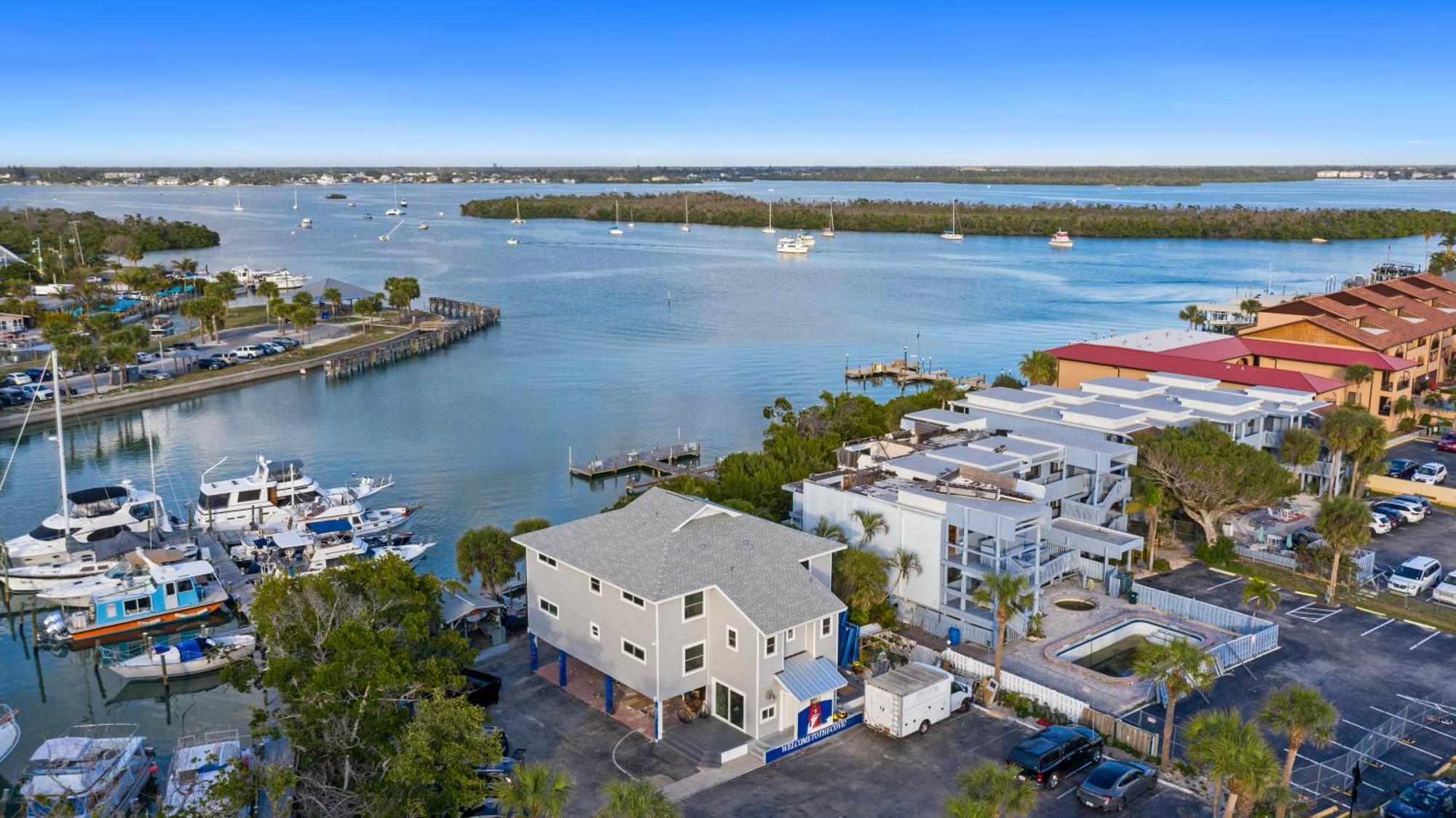 Chadwick Cove Marina Englewood Exterior foto