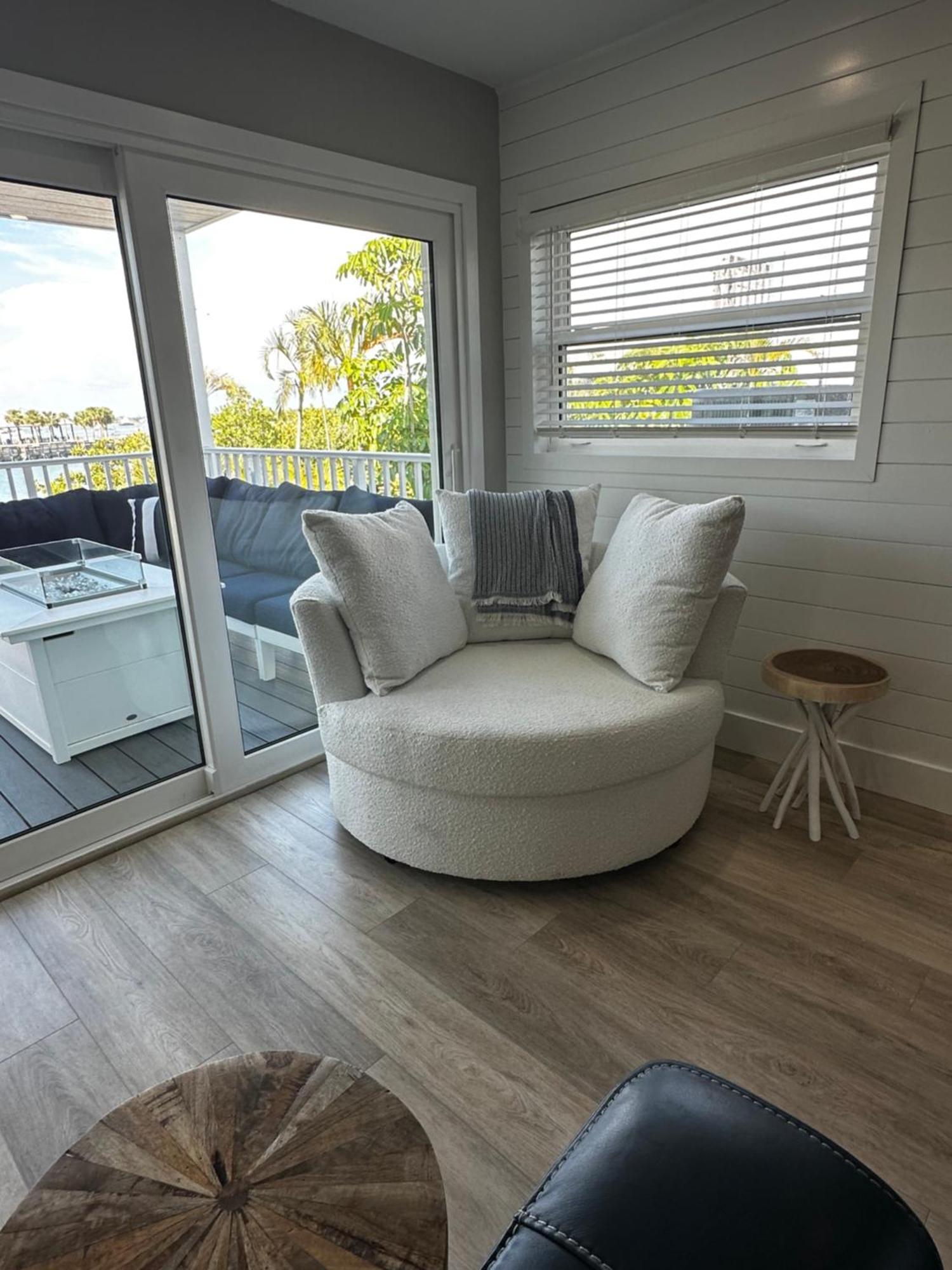Chadwick Cove Marina Englewood Exterior foto